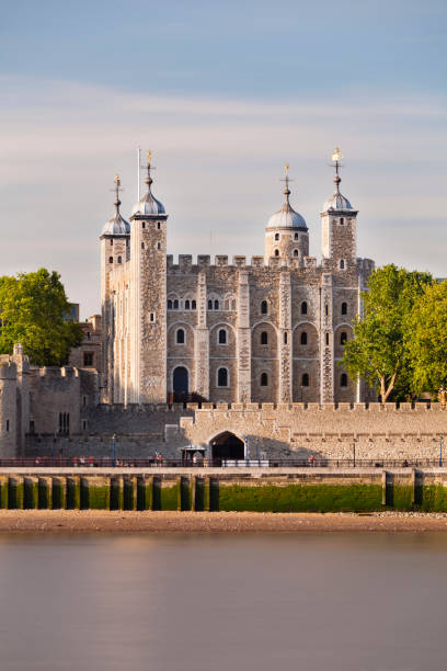istock Tower of London Long Exposure 899699488