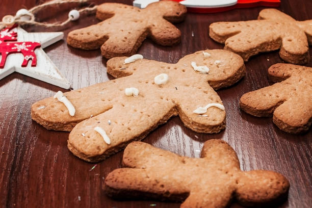 istock A cookie boy, a delicious decoration for the holidays. 899757396