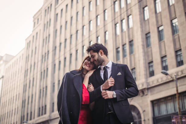 istock Man and pretty woman 899801482