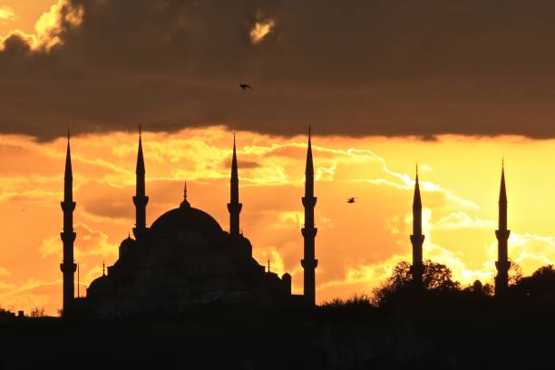 istock Sunset of Istanbul 899803204