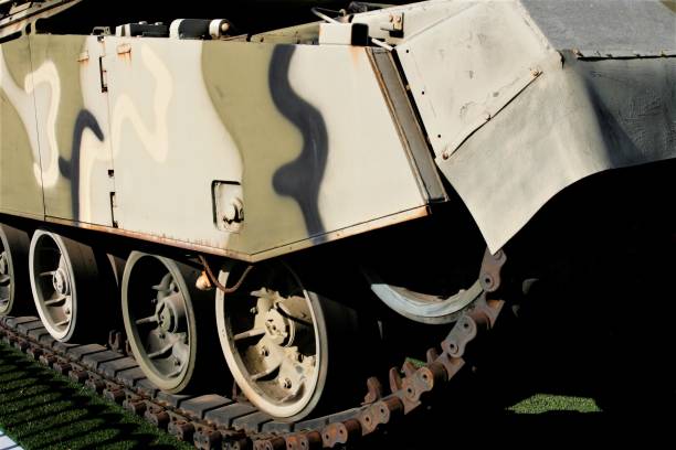 軍用坦克履帶 - leopard tank 個照片及圖片檔