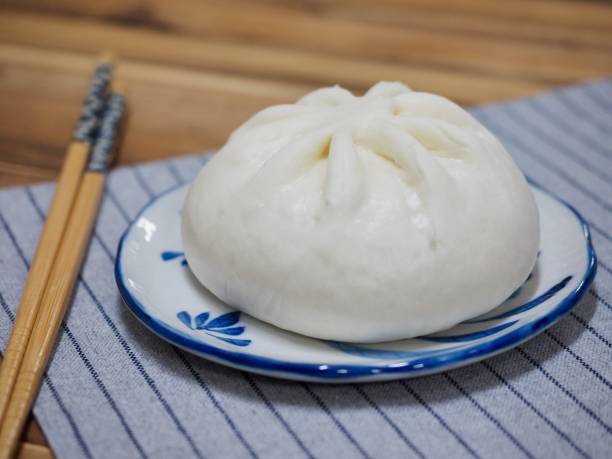 istock Asian food Steamed bun 899854738