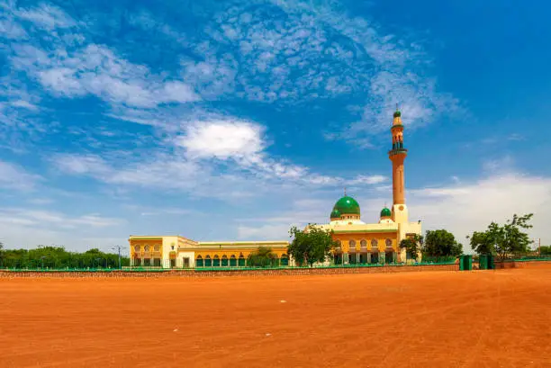 exterior view to Niamey Grand mosque, Funded with money from Libyan Government of Gaddafi, Niamey, Niger