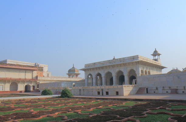 istock Anguri Bagh garden Agra fort historical architecture Agra India 899873092
