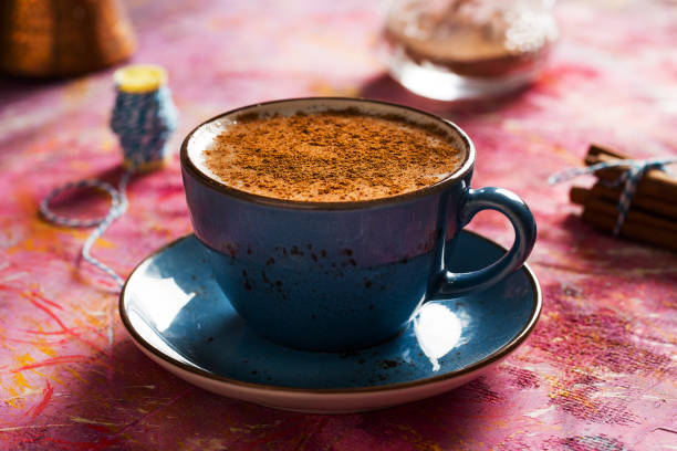istock Delicious Sahlep on Colorful Background 899881738