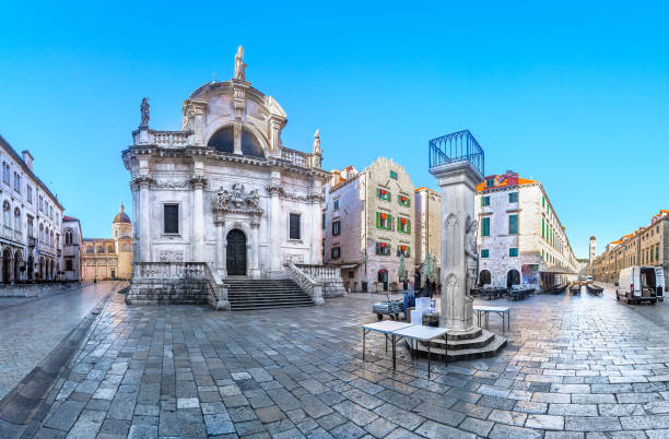 istock Dubrovnik panorama city architecture. 899918202