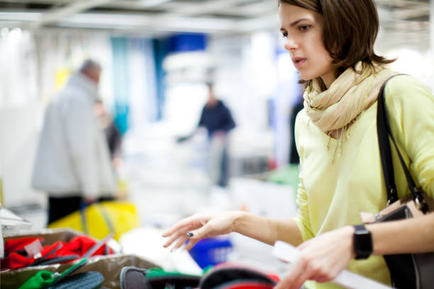 istock House Goods Shopping 899927634