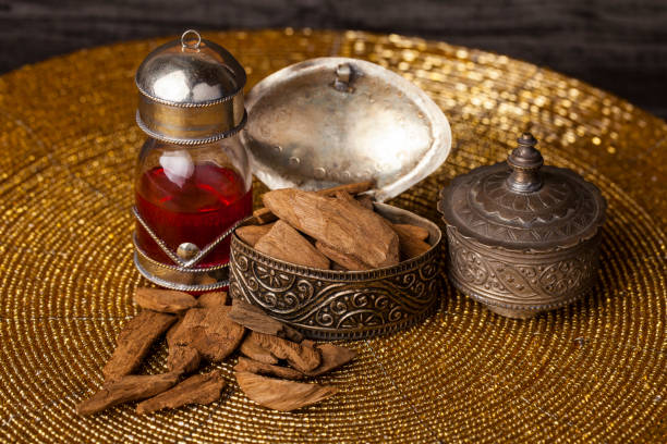 istock Agarwood oil 899951450