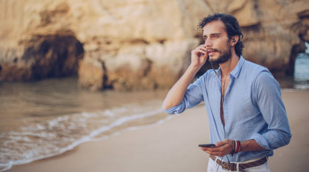 istock Man relaxing at the beach 899969688