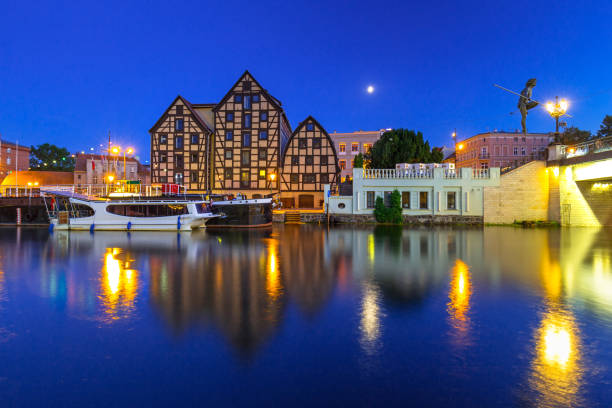 istock Architecture of Bydgoszcz city with reflection in Brda river 900136676