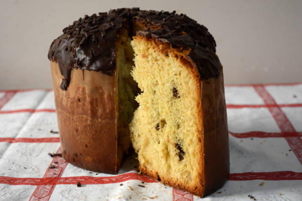 istock CHOCOLATE PANETTONE, CAMPANIA, SOUTHERN ITALY. 900161832