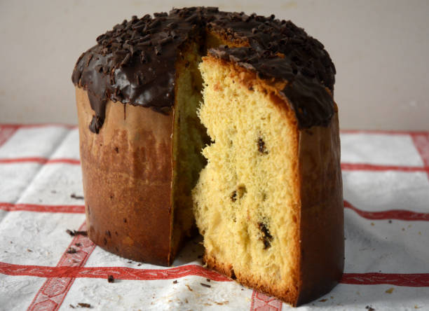 istock CHOCOLATE PANETTONE, CAMPANIA, SOUTHERN ITALY. 900164278
