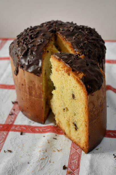 istock CHOCOLATE PANETTONE, CAMPANIA, SOUTHERN ITALY. 900164450