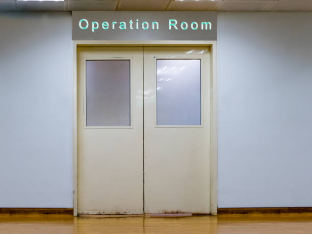 istock Doors to operation room at hospital 900168338