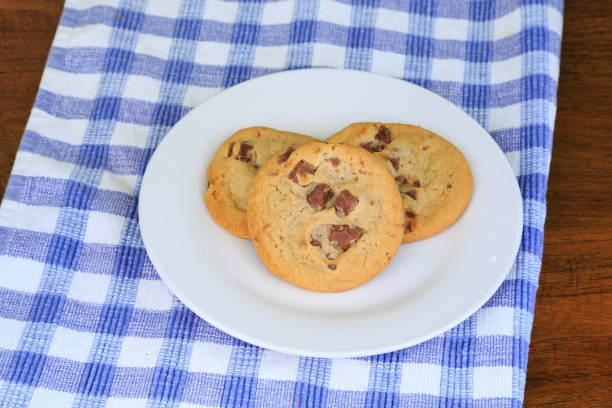 istock Homemade Chocolate Chip Cookies 900177508