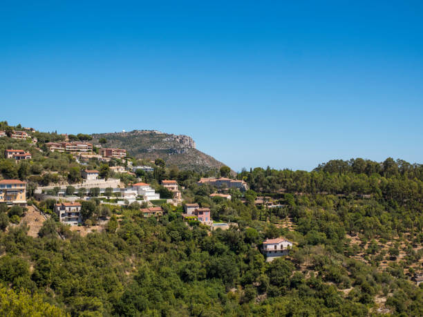 istock Mountain side view over Nice - France 900188048