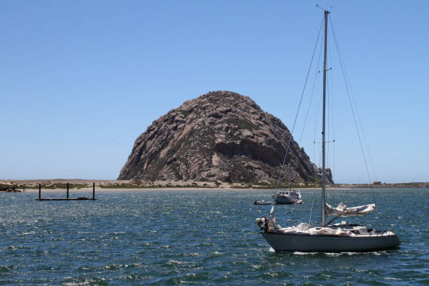 istock Morro Rock at Morro Bay - California, USA 900258382