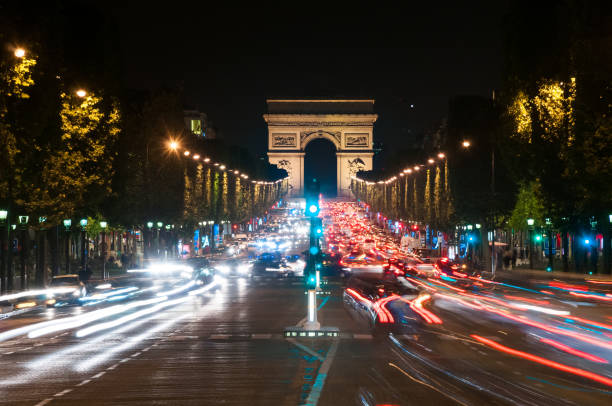 istock Avenue des Champs-Elysees. Paris 900291008