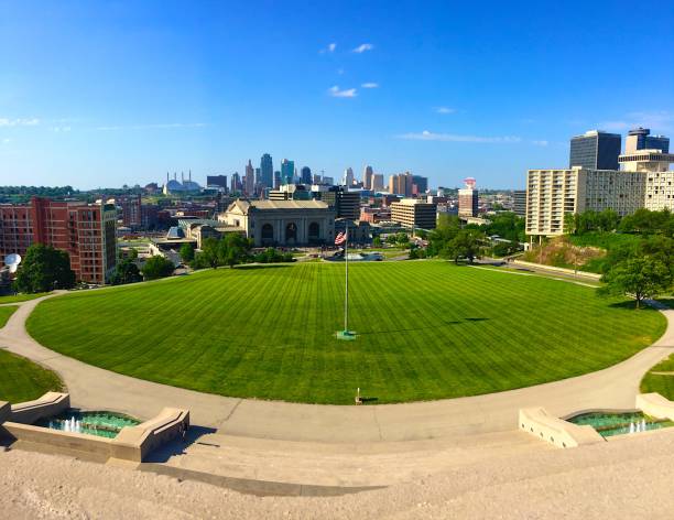 istock Kansas City View 900293538