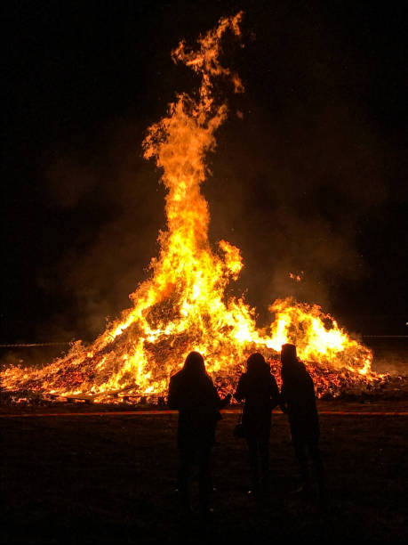 bonfire of Epiphany,2