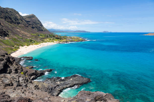 istock Makapuu lookout on Oahu, Hawaii 900303338