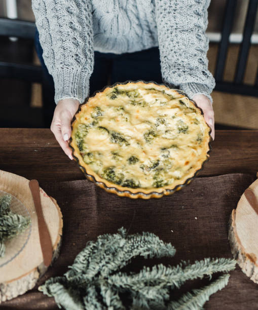 istock tasty pietist with cheese, chicken and broccoli 900318112