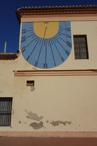 solar wall clock in Cabanyal neighbourhood, Valencia