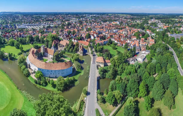 veduta aerea della storica città di steinfurt - schweinfurth foto e immagini stock