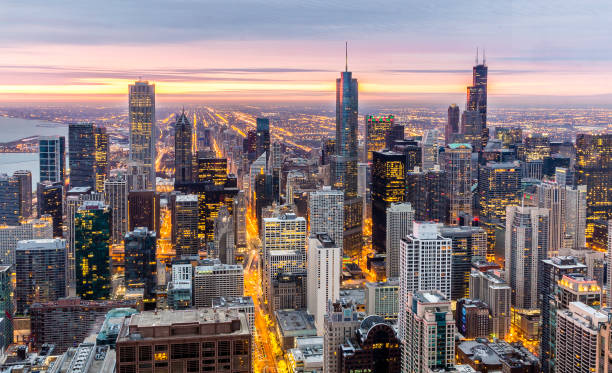 istock Chicago Skyline at Sunrise 900479466