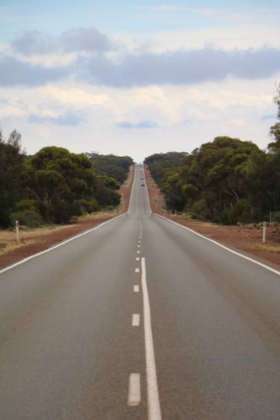 rua no outback da austrália - royal train - fotografias e filmes do acervo