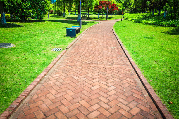 istock Beautiful city park 900554680