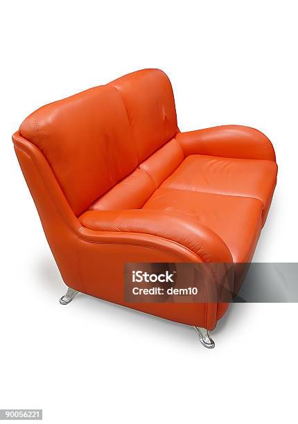 Moderne Rotes Leder Couch Isoliert Stockfoto und mehr Bilder von Farbbild - Farbbild, Fotografie, Freisteller – Neutraler Hintergrund