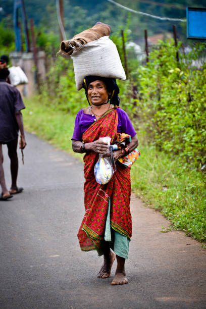 istock Tribal Old woman 900565322
