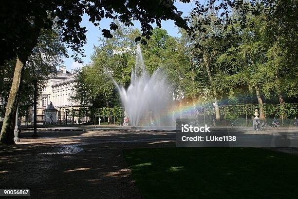 Foto de Fountain e mais fotos de stock de Arco-íris - Arco-íris, Borrifo, Bélgica