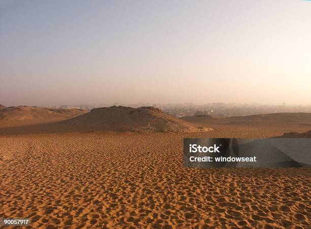 Aus Der Wüste Stockfoto und mehr Bilder von Abgeschiedenheit - Abgeschiedenheit, Ausgedörrt, Bauwerk