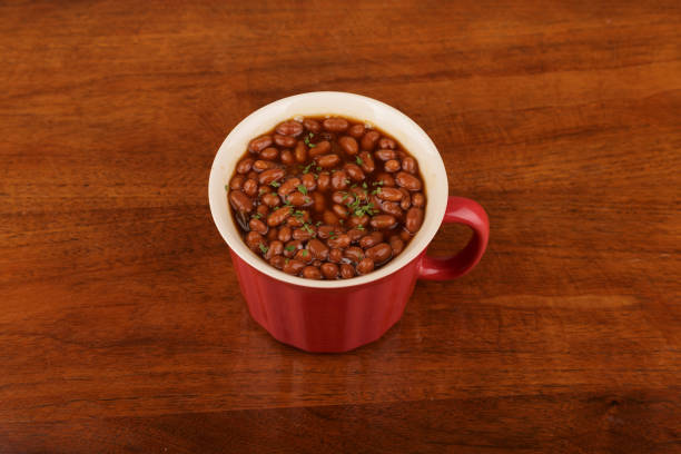 istock Mug of Beans with Parsley 900608070