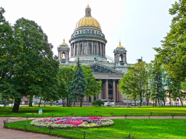 istock St. Isaac's Cathedral , St. Petersburg (Russia) 900641068