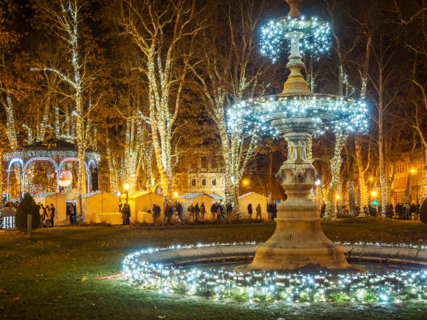 istock Adeventmarkt in zagreb 900658170