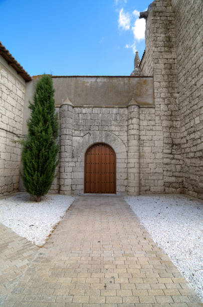 istock Simancas church door 900707178