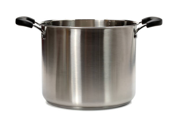 istock Stockpot   on the white background 900734132