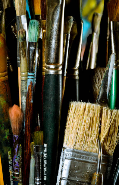 istock Artist oil paint brushes in stacks 900754830