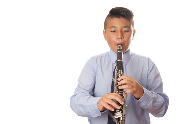 clarinete - musician clarinet teenager asian ethnicity fotografías e imágenes de stock