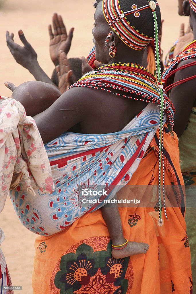 アフリカの民族舞踊 - マサイ族のロイヤリティフリーストックフォト