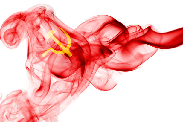 istock Communist national smoke flag 900849026