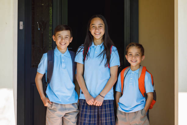 istock School Children Leaving The House 900853454