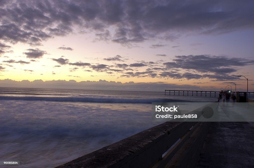 Пирс на пляже - Стоковые фото Оушен-Бич - Калифорния роялти-фри
