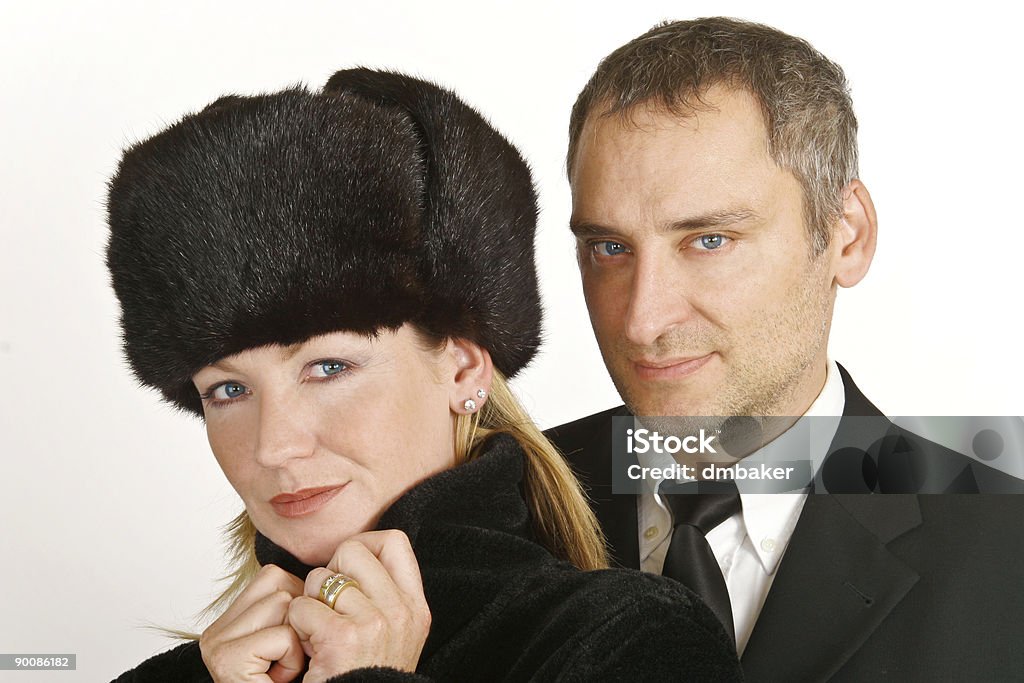Ricchi di coppia - Foto stock royalty-free di Cappello di pelliccia