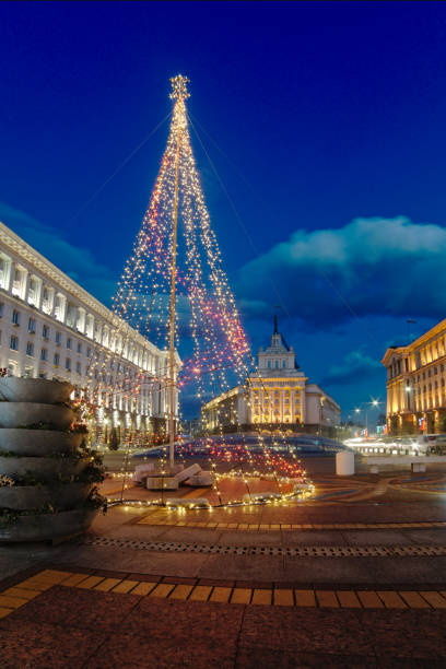 istock Christmas Street Decorations 900862256