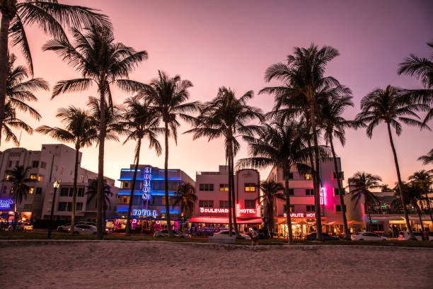 Ocean Drive night in Miami Beach Ocean Drive night in Miami Beach - Florida south beach stock pictures, royalty-free photos & images