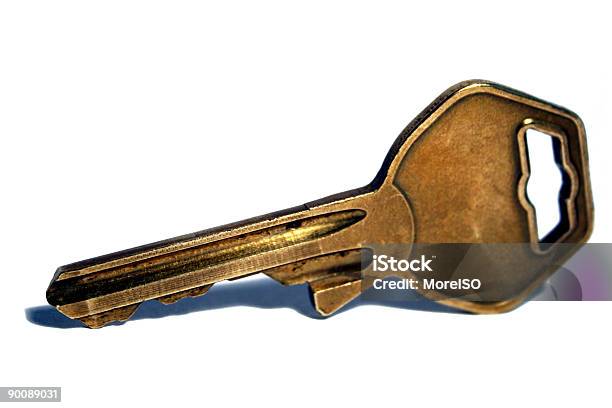 Llave De Oro Foto de stock y más banco de imágenes de Abrir con llave - Abrir con llave, Blanco - Color, Brillante